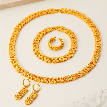 5pcs Retro Elegant 18k Gold Maple Leaf Women&
